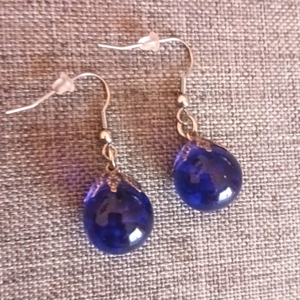 Dark Blue Marble Earrings from the 90s - Pre-loved